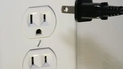 家電待機耗電有多少？哪些插頭值得拔、哪些不建議拔