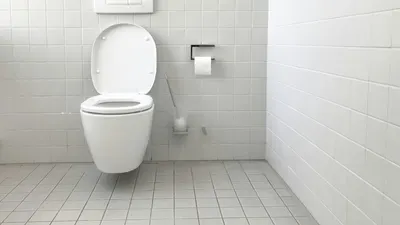 馬桶沖水無力怎麼查？水箱、水位與盆口出水孔